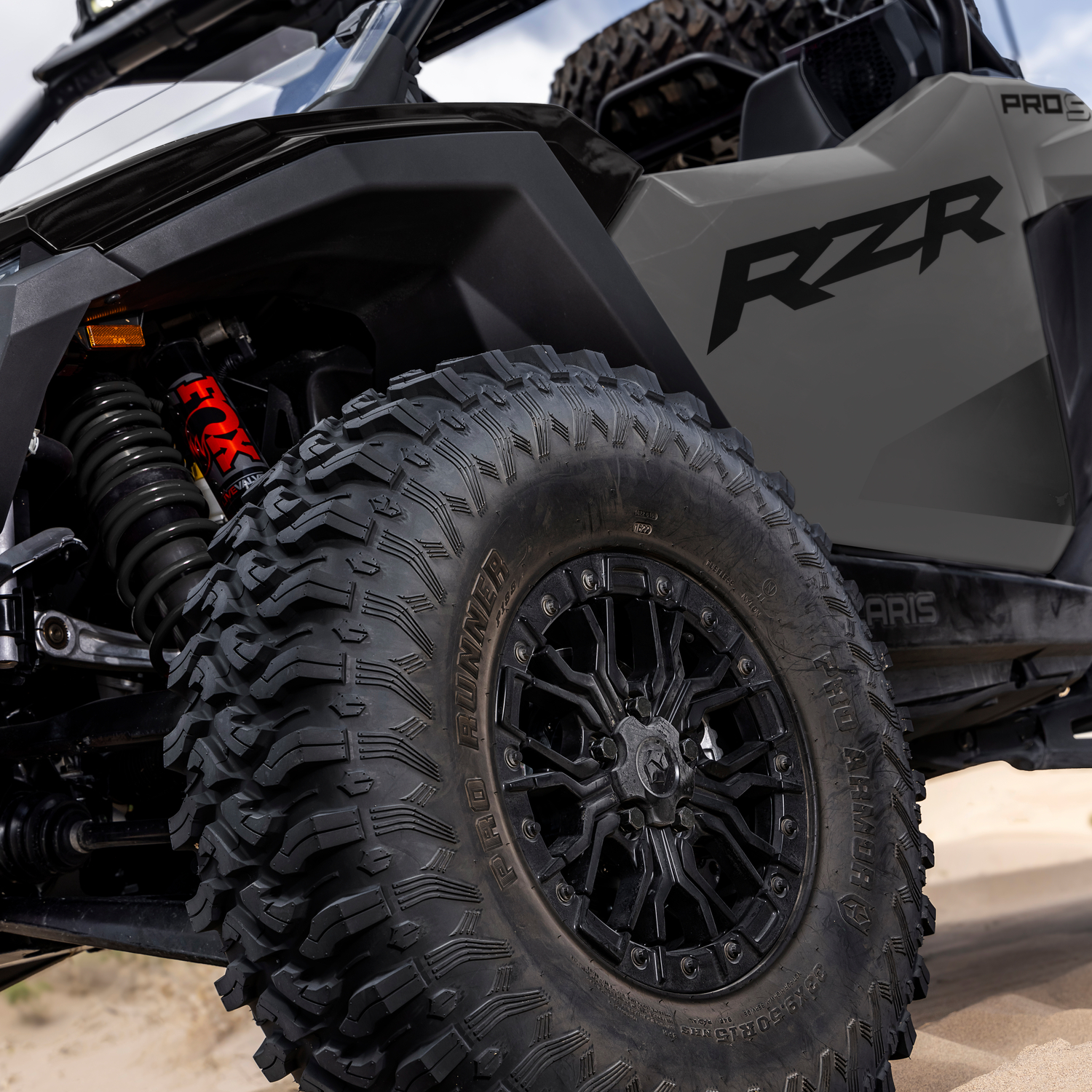 PGA_JPG-2026-orv-rzr-pro-s-ultimate-hidden-warm-tone-grey-image-detail-DKH_0902
